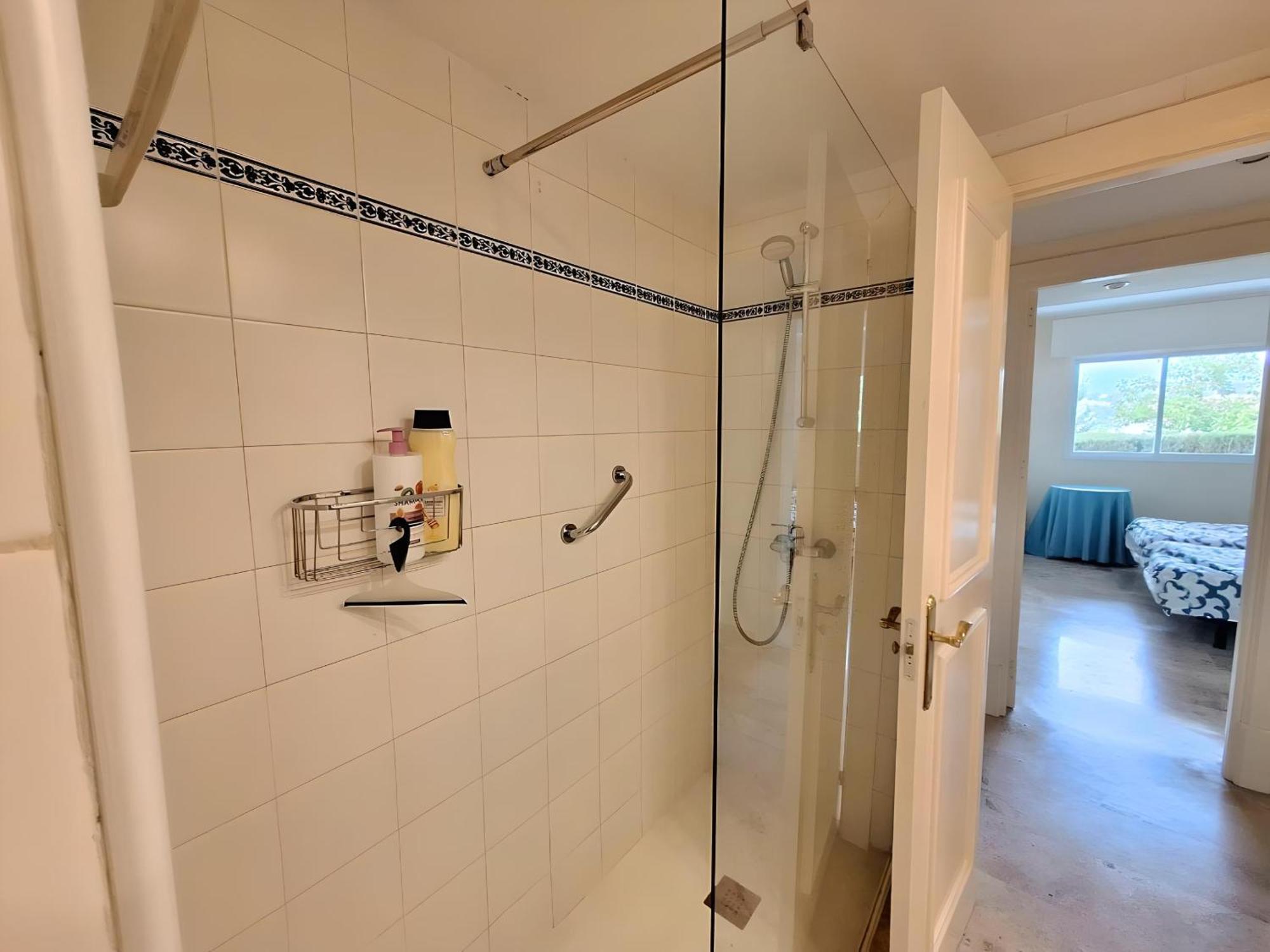 Gorgeous 2Br Apt. W/ Mountain View Puerto Banus Marbella Exterior foto
