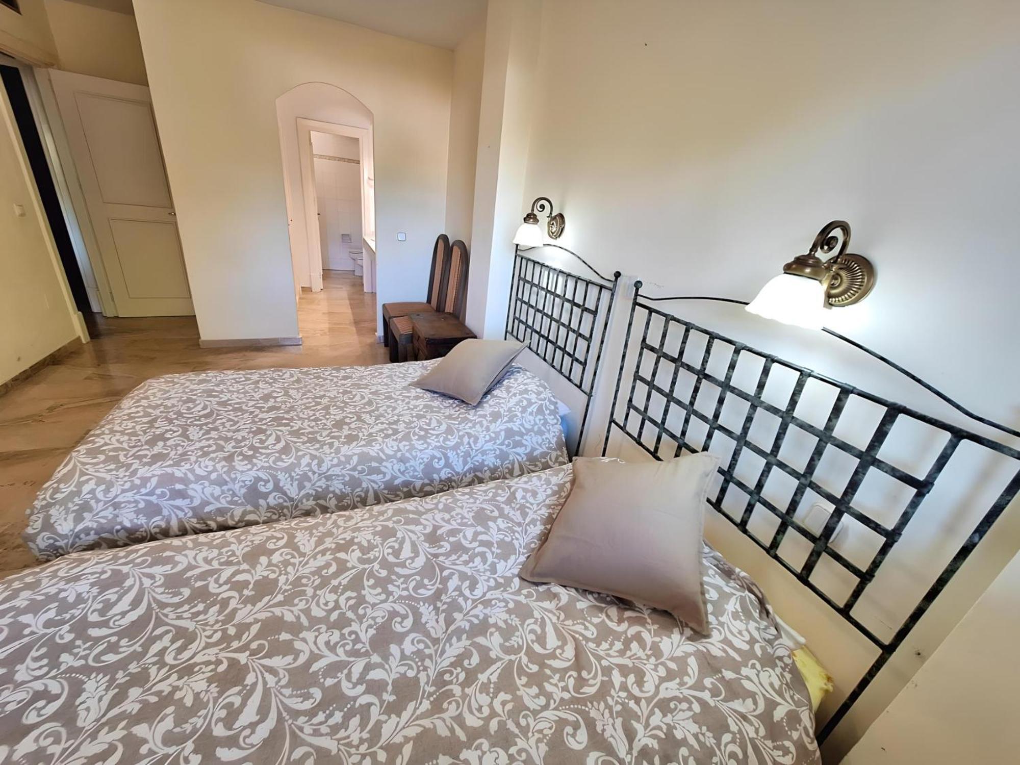 Gorgeous 2Br Apt. W/ Mountain View Puerto Banus Marbella Exterior foto