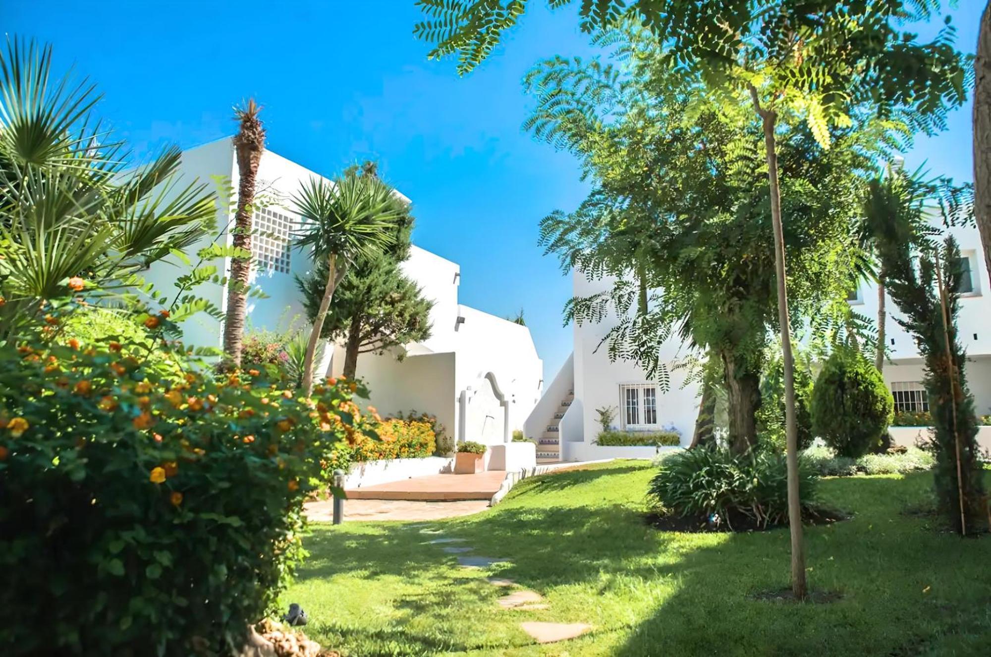 Gorgeous 2Br Apt. W/ Mountain View Puerto Banus Marbella Exterior foto
